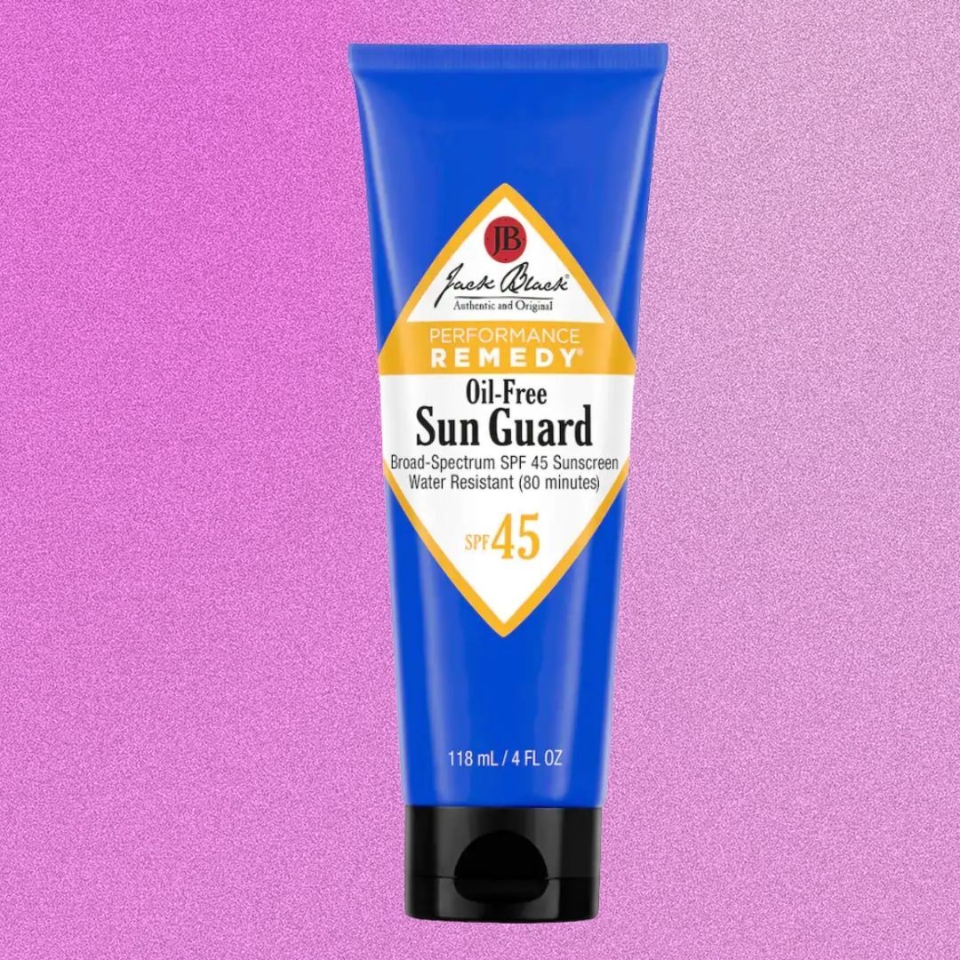 A high-performance everyday sunscreen with a water-resistant moisturizing formula